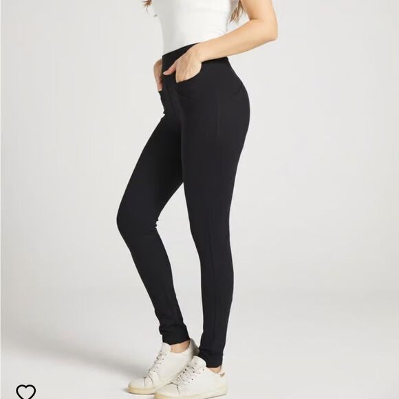 EUC WOMENS MEDIUM BETABRAND JOURNEY PANT - Picture 1 of 11